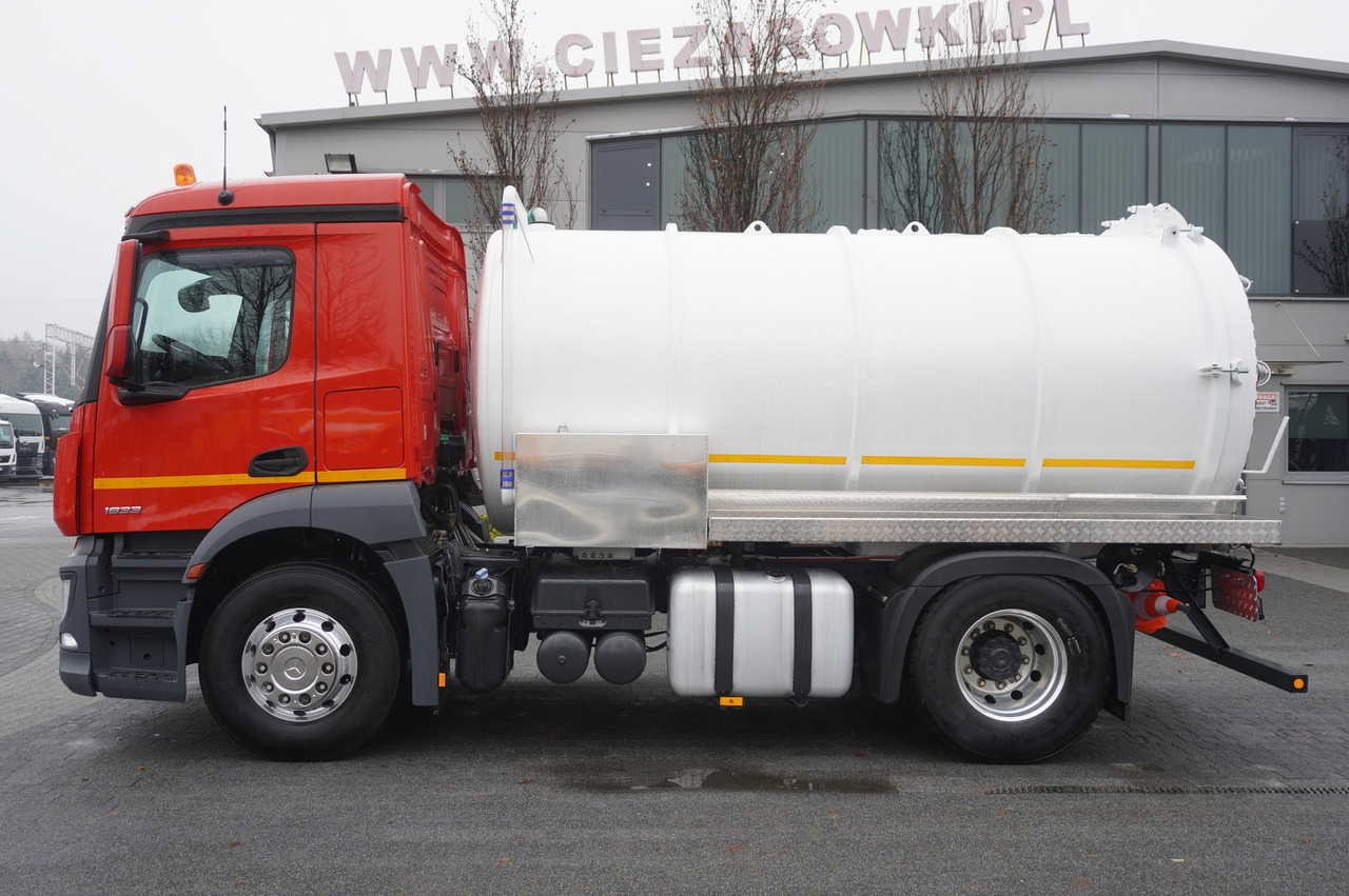 MERCEDES-BENZ Actros 1833 / 260 tho. km / NEW septic tank 11000 l - Camion cisternă: Foto 2 MERCEDES-BENZ Actros 1833 / 260 tho. km / NEW septic tank 11000 l - Camion cisternă: Foto 2
