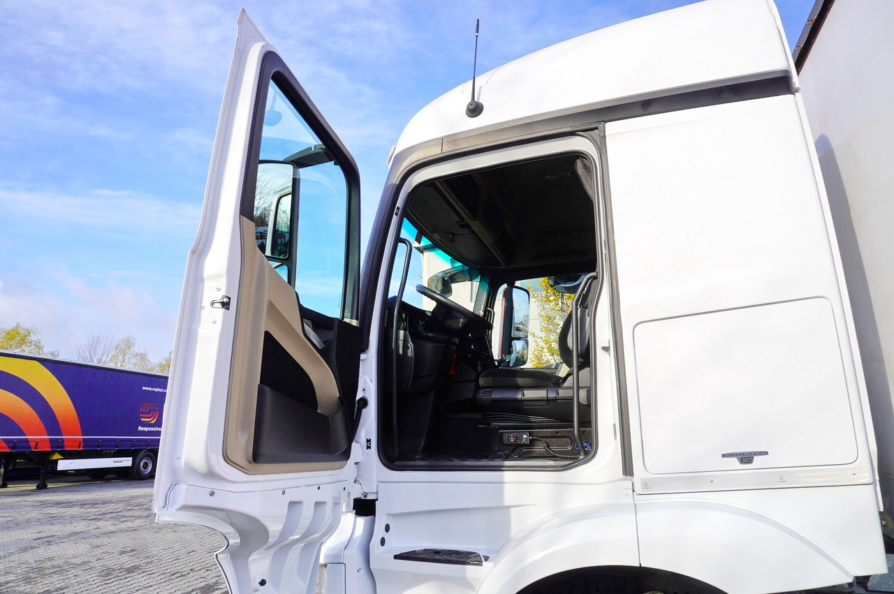 MERCEDES-BENZ Actros 1835 E6 4×2 / Curtainsider 21 pallets / tail lift 1.5t - Camion cu prelată: Foto 5 MERCEDES-BENZ Actros 1835 E6 4×2 / Curtainsider 21 pallets / tail lift 1.5t - Camion cu prelată: Foto 5