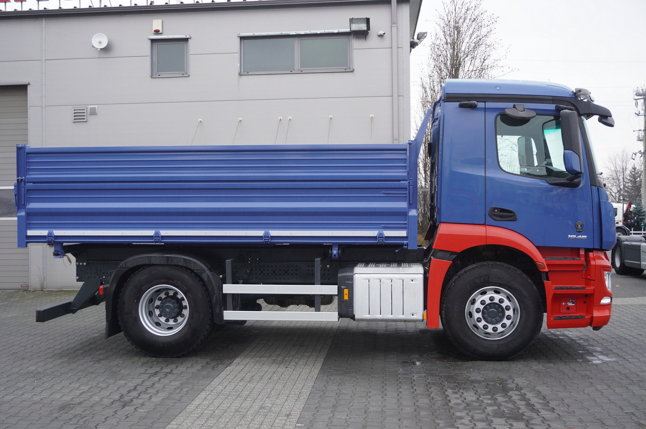 MERCEDES-BENZ Actros 1846 4×2 / NEW 3-sided tipper / 10 t load cap / Diff. lock - Camion basculantă: Foto 5 MERCEDES-BENZ Actros 1846 4×2 / NEW 3-sided tipper / 10 t load cap / Diff. lock - Camion basculantă: Foto 5