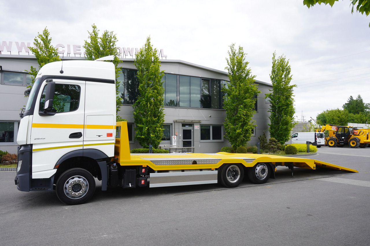 MERCEDES-BENZ Actros 2542 / NEW tow truck / steered 3rd axle - Camion transport auto: Foto 4 MERCEDES-BENZ Actros 2542 / NEW tow truck / steered 3rd axle - Camion transport auto: Foto 4
