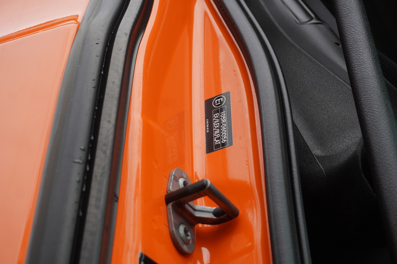 MERCEDES-BENZ Actros 2545 6×2 MP5 / FULL ADR / Curtainsider 17 EPAL - Camion cu prelată: Foto 2 MERCEDES-BENZ Actros 2545 6×2 MP5 / FULL ADR / Curtainsider 17 EPAL - Camion cu prelată: Foto 2