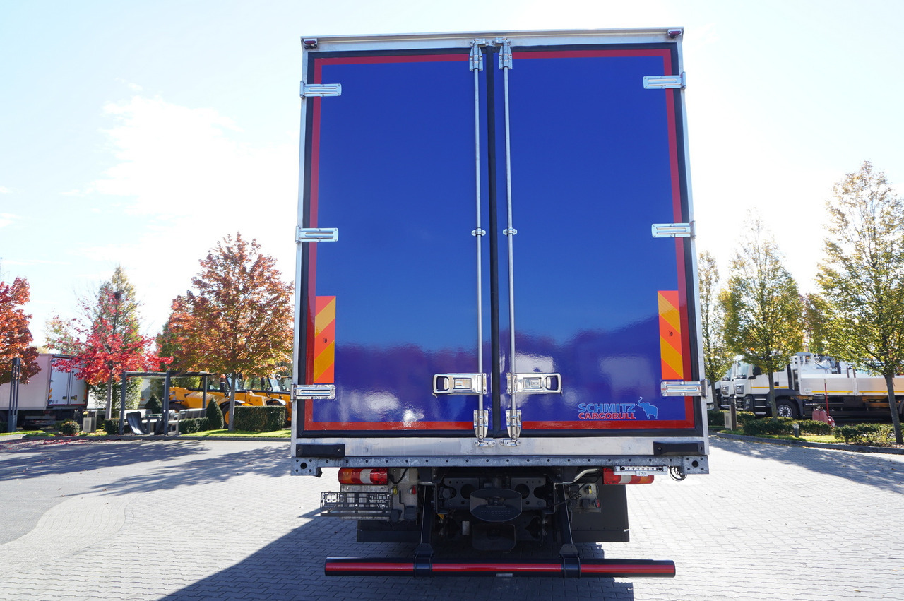 MERCEDES-BENZ Actros 2548 MP5 6×2 / Schmitz 19 EPAL refrigerator / 2023 - Camion frigider: Foto 3 MERCEDES-BENZ Actros 2548 MP5 6×2 / Schmitz 19 EPAL refrigerator / 2023 - Camion frigider: Foto 3