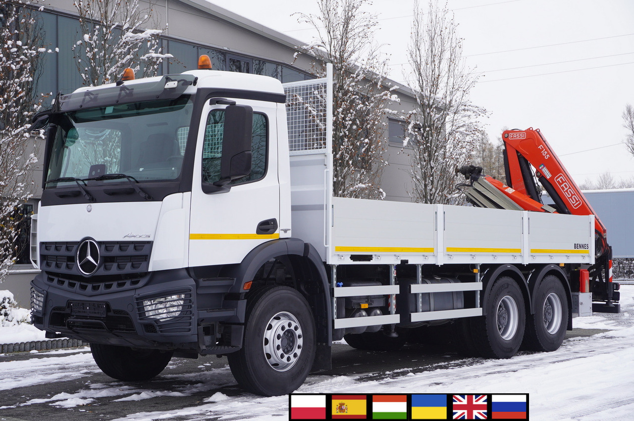 MERCEDES-BENZ Arocs 2633 flatbed truck / Crane FASSI F155A.0.23 / REMOTE CONTROL / 230,000 km - Camion platformă, Camion cu macara: Foto 1 MERCEDES-BENZ Arocs 2633 flatbed truck / Crane FASSI F155A.0.23 / REMOTE CONTROL / 230,000 km - Camion platformă, Camion cu macara: Foto 1
