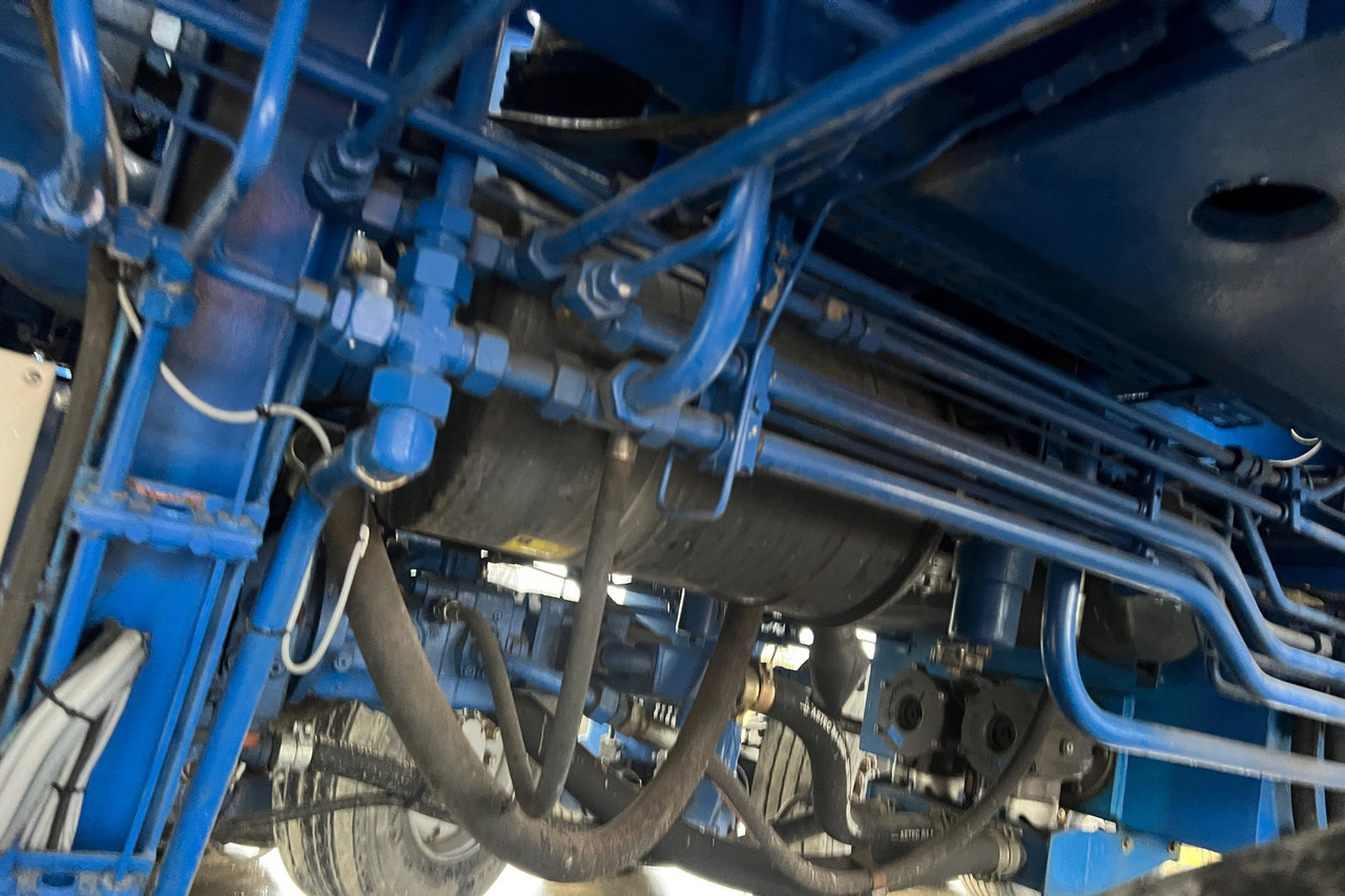 NICOLAS ASM14.4-4.1 terminal tractor 8x2x8 / 200 MTH în leasing NICOLAS ASM14.4-4.1 terminal tractor 8x2x8 / 200 MTH: Foto 13