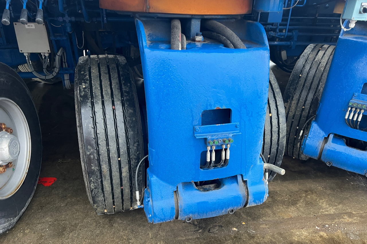 NICOLAS ASM14.4-4.1 terminal tractor 8x2x8 / 200 MTH în leasing NICOLAS ASM14.4-4.1 terminal tractor 8x2x8 / 200 MTH: Foto 17