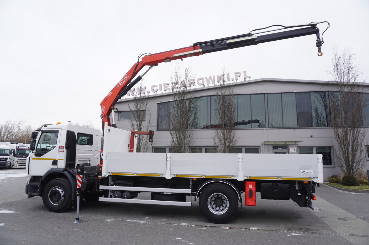 RENAULT C280 DTI 8 / FASSI crane 5.6 T / 560 MTH / Remote control / Rotator / Flatbed 15 EPAL - Camion platformă, Camion cu macara: Foto 4 RENAULT C280 DTI 8 / FASSI crane 5.6 T / 560 MTH / Remote control / Rotator / Flatbed 15 EPAL - Camion platformă, Camion cu macara: Foto 4