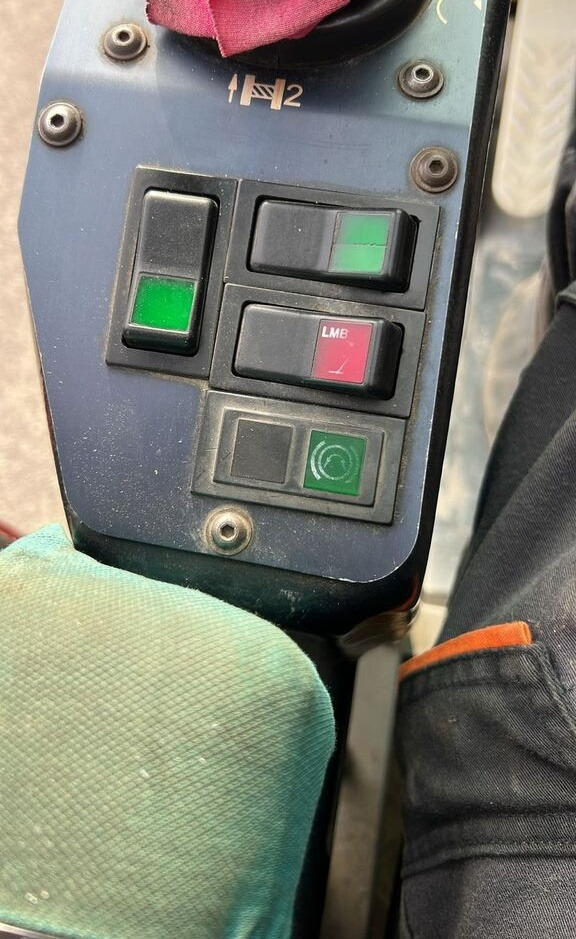 Liebherr LTM 1130 5.1 - Automacara: Foto 2 Liebherr LTM 1130 5.1 - Automacara: Foto 2