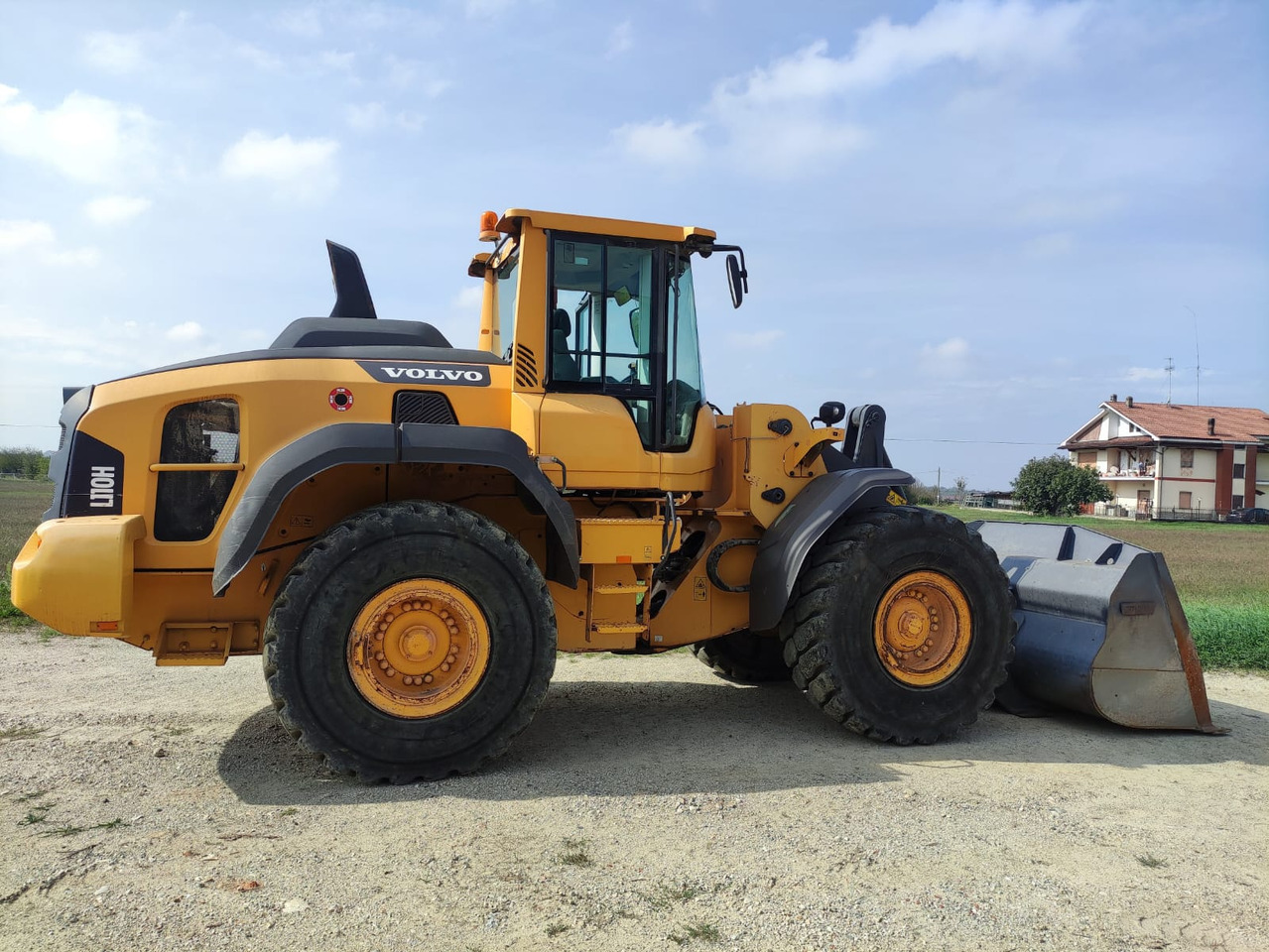 VOLVO L110H - Încărcător frontal pe pneuri: Foto 3 VOLVO L110H - Încărcător frontal pe pneuri: Foto 3
