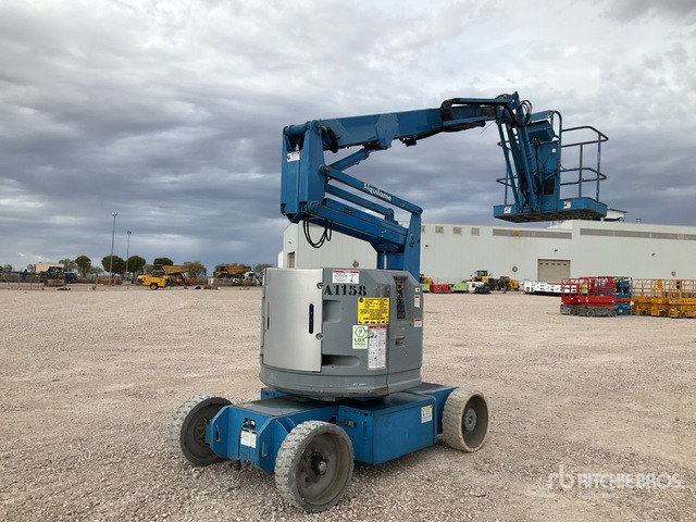 2001 Genie Z34/22N 2WD Electric Articulating Boom Lift - Nacela articulata: Foto 2 2001 Genie Z34/22N 2WD Electric Articulating Boom Lift - Nacela articulata: Foto 2