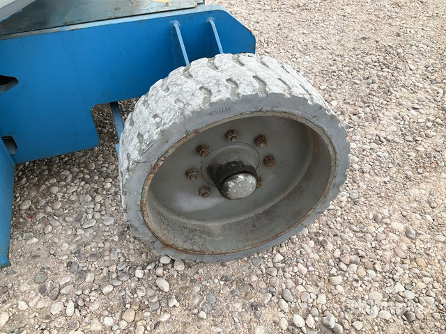 2001 Genie Z34/22N 2WD Electric Articulating Boom Lift - Nacela articulata: Foto 5 2001 Genie Z34/22N 2WD Electric Articulating Boom Lift - Nacela articulata: Foto 5