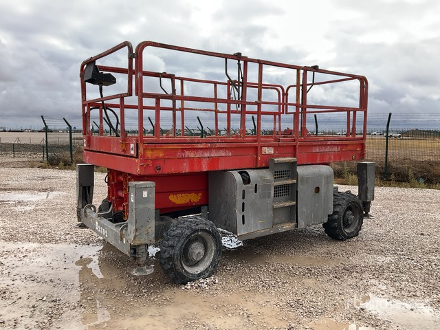 2006 Haulotte H12SX 4x4 Diesel Scissor Lift - Platforma foarfeca: Foto 4 2006 Haulotte H12SX 4x4 Diesel Scissor Lift - Platforma foarfeca: Foto 4