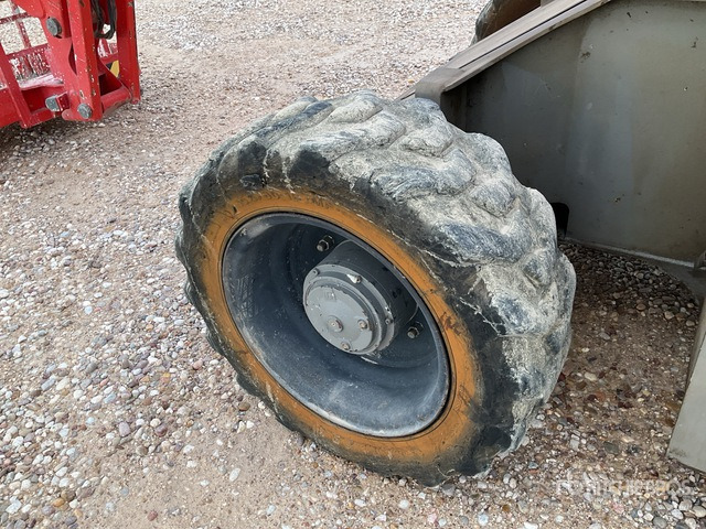 2006 Haulotte HA12PX 4WD Diesel Articulating Boom Lift - Nacela articulata: Foto 4 2006 Haulotte HA12PX 4WD Diesel Articulating Boom Lift - Nacela articulata: Foto 4