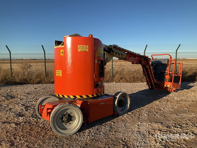 2007 JLG E300 AJP 2WD Electric Articulating Boom Lift - Nacela articulata: Foto 2 2007 JLG E300 AJP 2WD Electric Articulating Boom Lift - Nacela articulata: Foto 2