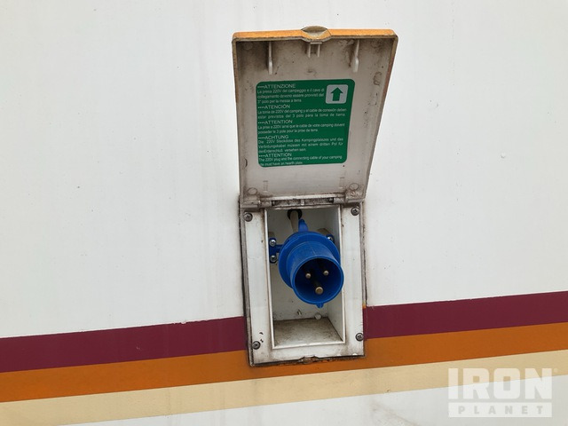 2010 Fiat/Mc Louis Ducato/P700 - Autorulotă integrată: Foto 4 2010 Fiat/Mc Louis Ducato/P700 - Autorulotă integrată: Foto 4