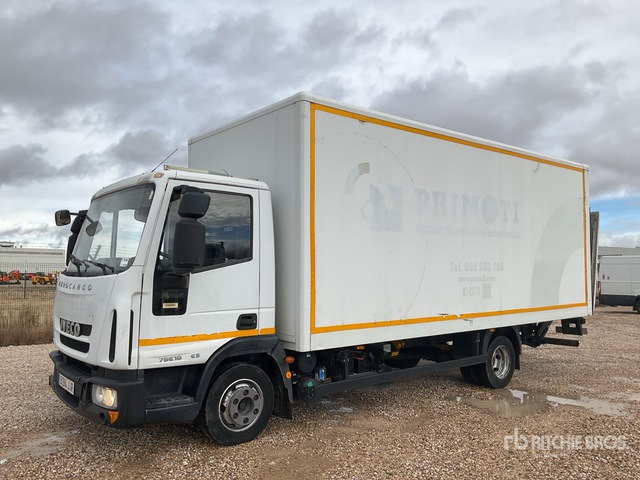 2012 Iveco Eurocargo 180 4x2 Van Truck - Camion furgon: Foto 1 2012 Iveco Eurocargo 180 4x2 Van Truck - Camion furgon: Foto 1