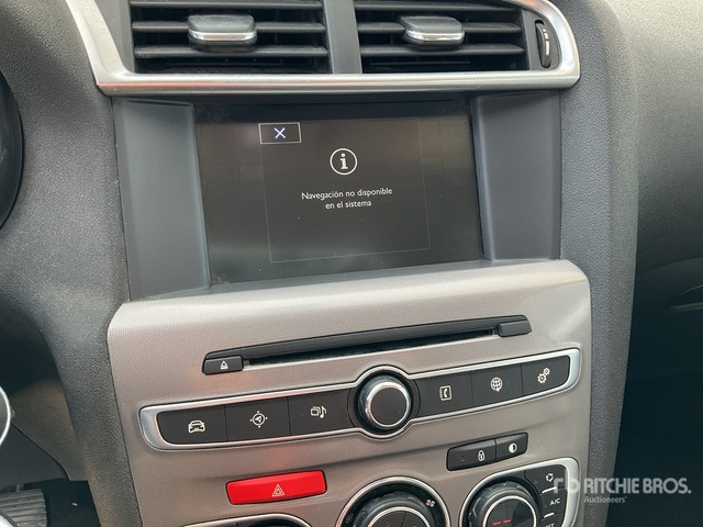 2015 Citroen C4 BlueHDI Automobile - Automobil: Foto 3 2015 Citroen C4 BlueHDI Automobile - Automobil: Foto 3