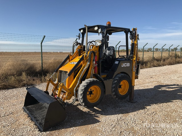 2016 JCB 1CX Skid Steer Backhoe Loader - Buldoexcavator: Foto 1 2016 JCB 1CX Skid Steer Backhoe Loader - Buldoexcavator: Foto 1
