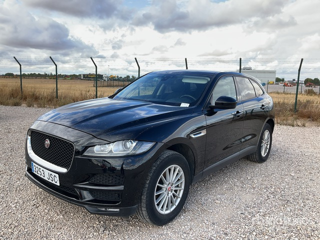 2016 Jaguar F Pace Automobile - SUV: Foto 1 2016 Jaguar F Pace Automobile - SUV: Foto 1
