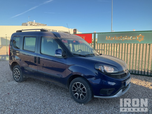 2019 Fiat Doblo 5 Passenger Van - Transport persoane: Foto 3 2019 Fiat Doblo 5 Passenger Van - Transport persoane: Foto 3