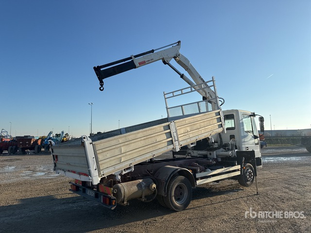 2002 Iveco Eurocargo 110EL18 Bonfiglioli P7200L 1980 kg on 4x2 Dump Truck with Crane - Camion basculantă: Foto 4 2002 Iveco Eurocargo 110EL18 Bonfiglioli P7200L 1980 kg on 4x2 Dump Truck with Crane - Camion basculantă: Foto 4