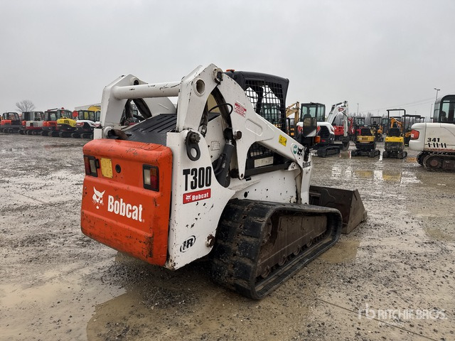 2003 Bobcat T300 Compact Track Loader - Mini încărcător pe şenile: Foto 3 2003 Bobcat T300 Compact Track Loader - Mini încărcător pe şenile: Foto 3