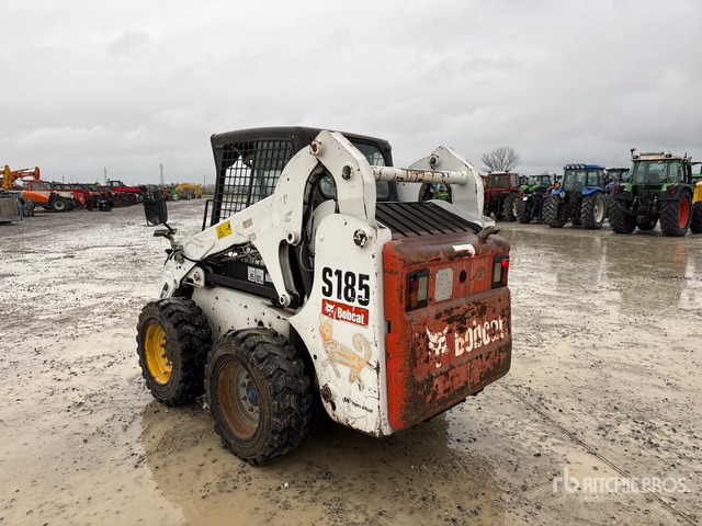 2006 Bobcat S185 Skid Steer Loader - Mini încărcător: Foto 2 2006 Bobcat S185 Skid Steer Loader - Mini încărcător: Foto 2