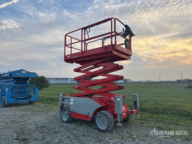 2008 Haulotte Compact12DX Diesel Scissor Lift - Platforma foarfeca: Foto 1 2008 Haulotte Compact12DX Diesel Scissor Lift - Platforma foarfeca: Foto 1