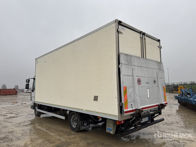 2008 Renault Midlum 220Dxi 4x2 Refrigerated Truck - Camion frigider: Foto 2 2008 Renault Midlum 220Dxi 4x2 Refrigerated Truck - Camion frigider: Foto 2