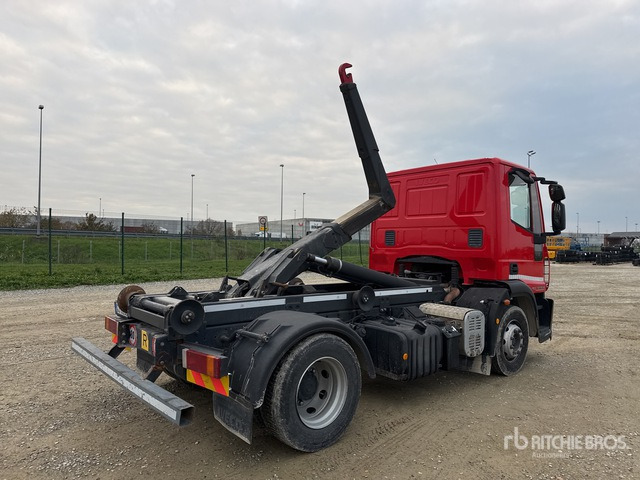 2009 Iveco Eurocargo 120E28 4x2 Roll-Off Truck - Camion cu cârlig: Foto 3 2009 Iveco Eurocargo 120E28 4x2 Roll-Off Truck - Camion cu cârlig: Foto 3