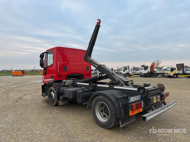 2009 Iveco Eurocargo 120E28 4x2 Roll-Off Truck - Camion cu cârlig: Foto 2 2009 Iveco Eurocargo 120E28 4x2 Roll-Off Truck - Camion cu cârlig: Foto 2