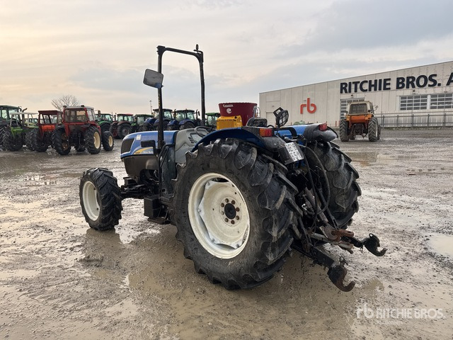 2009 New Holland T4050F 4WD Tractor - Tractor agricol: Foto 2 2009 New Holland T4050F 4WD Tractor - Tractor agricol: Foto 2