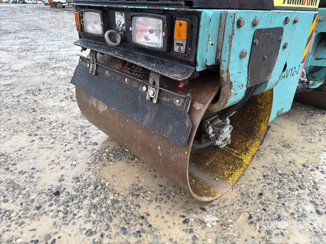 2010 Ammann AV12-2 Double Drum Roller - Cilindru compactor pentru asfalt: Foto 4 2010 Ammann AV12-2 Double Drum Roller - Cilindru compactor pentru asfalt: Foto 4