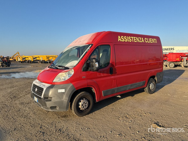 2011 Fiat Ducato Van Truck - Camion furgon: Foto 1 2011 Fiat Ducato Van Truck - Camion furgon: Foto 1