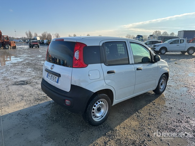 2016 Fiat Panda 1.3 MJT 80CV SES POP Van Truck - Camion furgon: Foto 3 2016 Fiat Panda 1.3 MJT 80CV SES POP Van Truck - Camion furgon: Foto 3