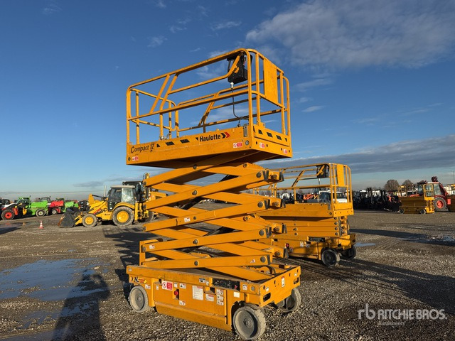 2016 Haulotte Compact12 Electric Scissor Lift - Platforma foarfeca: Foto 1 2016 Haulotte Compact12 Electric Scissor Lift - Platforma foarfeca: Foto 1