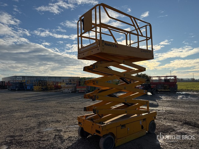 2016 Haulotte Compact12 Electric Scissor Lift - Platforma foarfeca: Foto 2 2016 Haulotte Compact12 Electric Scissor Lift - Platforma foarfeca: Foto 2