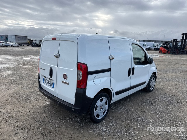 2019 Fiat Fiorino 1.3 MULTIJET 95 CV E6 SX Van Truck - Camion furgon: Foto 3 2019 Fiat Fiorino 1.3 MULTIJET 95 CV E6 SX Van Truck - Camion furgon: Foto 3