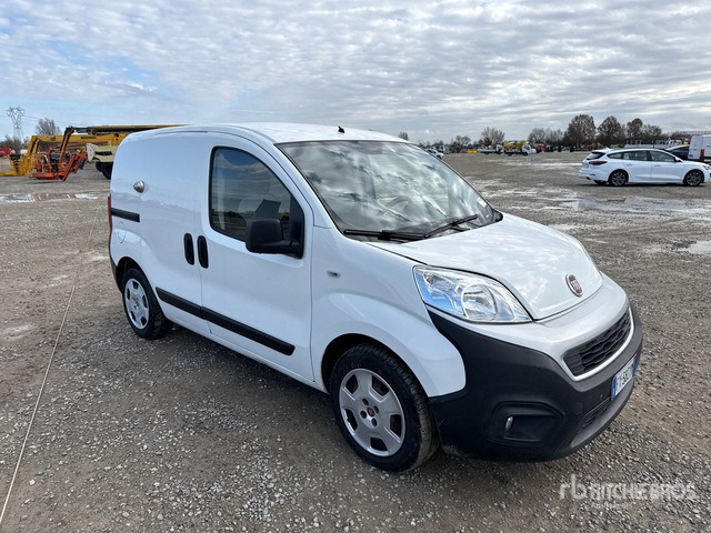 2019 Fiat Fiorino 1.3 MULTIJET 95 CV E6 SX Van Truck - Camion furgon: Foto 1 2019 Fiat Fiorino 1.3 MULTIJET 95 CV E6 SX Van Truck - Camion furgon: Foto 1