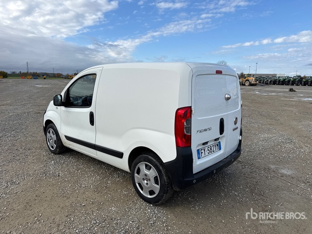 2019 Fiat Fiorino 1.3 MULTIJET 95 CV E6 SX Van Truck - Camion furgon: Foto 2 2019 Fiat Fiorino 1.3 MULTIJET 95 CV E6 SX Van Truck - Camion furgon: Foto 2