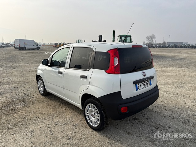 2019 Fiat Panda 1.2 69CV VAN EURO 6DT POP Van Truck - Camion furgon: Foto 2 2019 Fiat Panda 1.2 69CV VAN EURO 6DT POP Van Truck - Camion furgon: Foto 2
