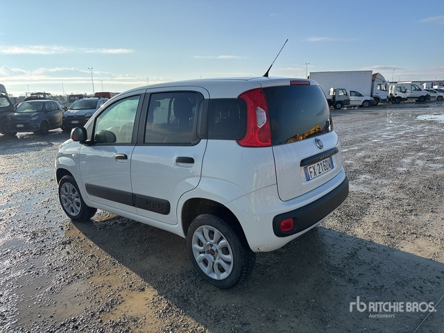 2019 Fiat Panda BERLINA 900CC 85CV VAN EU6D 4X4 ... Van Truck - Camion furgon: Foto 2 2019 Fiat Panda BERLINA 900CC 85CV VAN EU6D 4X4 ... Van Truck - Camion furgon: Foto 2