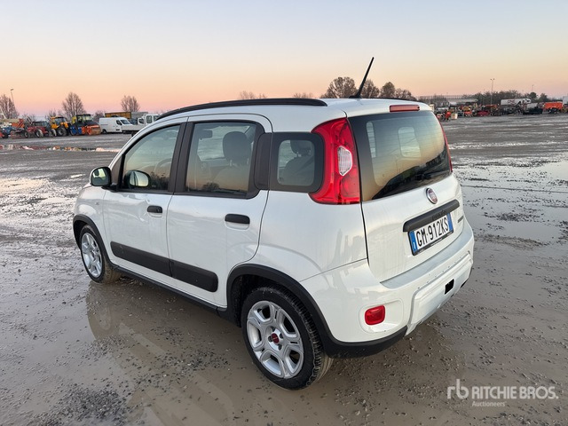 2022 Fiat Panda 1.0 FIREFLY 70CV SES HYBRID CIT ... Automobile - Automobil: Foto 2 2022 Fiat Panda 1.0 FIREFLY 70CV SES HYBRID CIT ... Automobile - Automobil: Foto 2