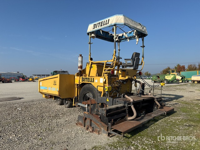 Bitelli BB30 Asphalt Paver - Finisor de asfalt: Foto 2 Bitelli BB30 Asphalt Paver - Finisor de asfalt: Foto 2