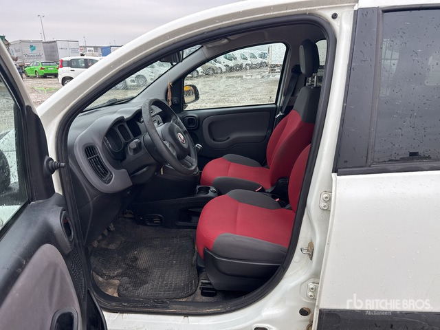 Fiat Panda Automobile - Camion furgon: Foto 4 Fiat Panda Automobile - Camion furgon: Foto 4