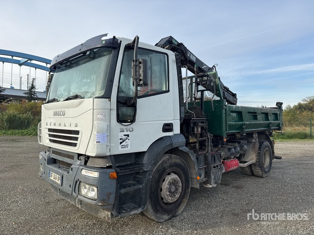 2005 Iveco Stralis 310 2004 Hiab 102XS-2B 3800 kg Arti ... Dump Truck with Crane - Camion basculantă: Foto 1 2005 Iveco Stralis 310 2004 Hiab 102XS-2B 3800 kg Arti ... Dump Truck with Crane - Camion basculantă: Foto 1