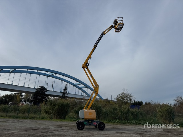 2015 Haulotte HA16RTJ 4WD Diesel Nacelle Articulee Articulating Boom Lift - Nacela articulata: Foto 2 2015 Haulotte HA16RTJ 4WD Diesel Nacelle Articulee Articulating Boom Lift - Nacela articulata: Foto 2