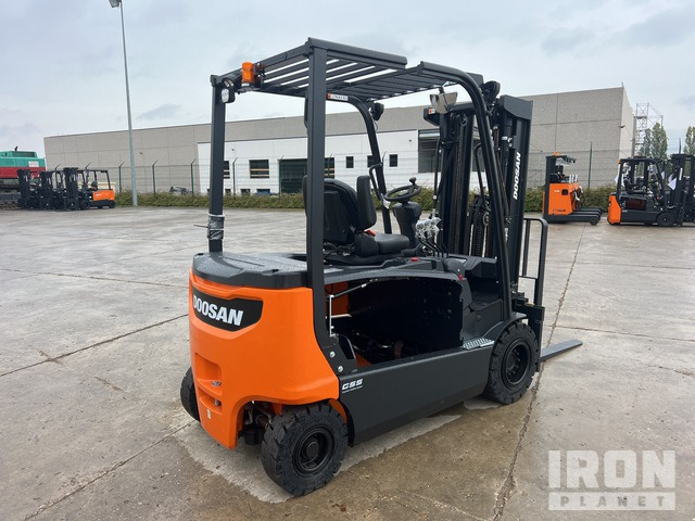2023 Doosan B30X-7 PLUS 3000 kg Chariot Elevateur Elect ... Electric Forklift - Electrostivuitor: Foto 3 2023 Doosan B30X-7 PLUS 3000 kg Chariot Elevateur Elect ... Electric Forklift - Electrostivuitor: Foto 3