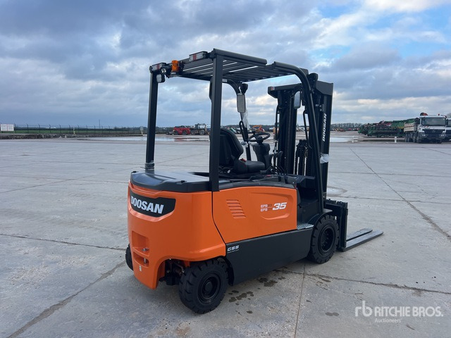 2023 Doosan B35X-7 PLUS 3500 kg Chariot Elevateur Elect ... Electric Forklift - Electrostivuitor: Foto 4 2023 Doosan B35X-7 PLUS 3500 kg Chariot Elevateur Elect ... Electric Forklift - Electrostivuitor: Foto 4