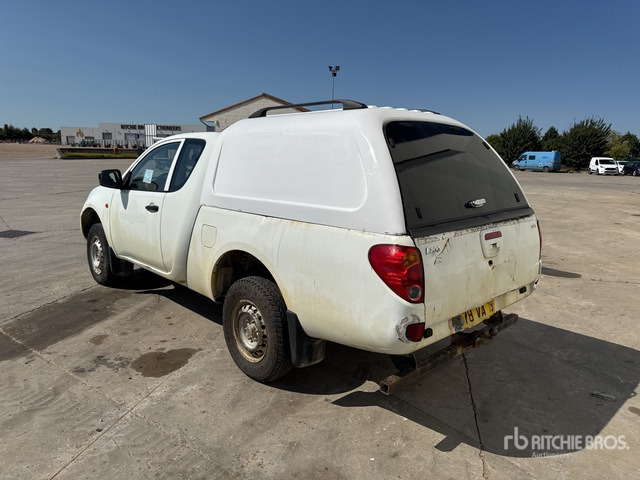 2008 Mitsubishi L200 DI-D Vehicule Utilitaire Cargo Van - Autoutilitară: Foto 2 2008 Mitsubishi L200 DI-D Vehicule Utilitaire Cargo Van - Autoutilitară: Foto 2