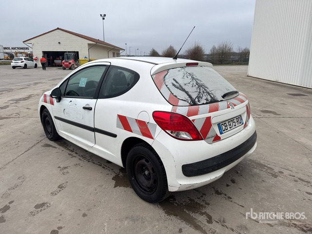 2012 Peugeot 207 Vehicule Utilitaire Cargo Van - Autoutilitară: Foto 2 2012 Peugeot 207 Vehicule Utilitaire Cargo Van - Autoutilitară: Foto 2